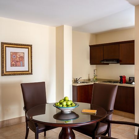 מנאמה Mercure Grand Hotel Seef - All Suites מראה חיצוני תמונה