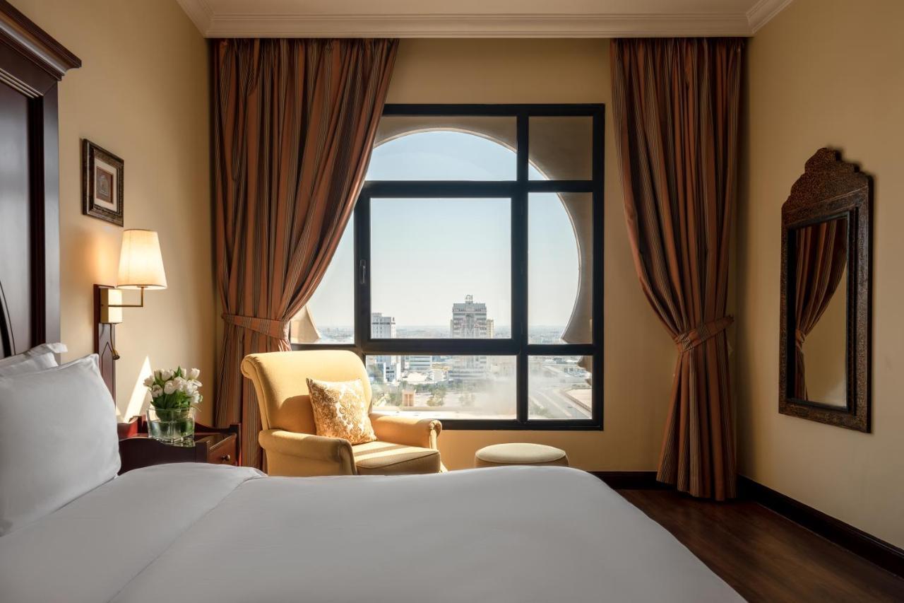 מנאמה Mercure Grand Hotel Seef - All Suites מראה חיצוני תמונה