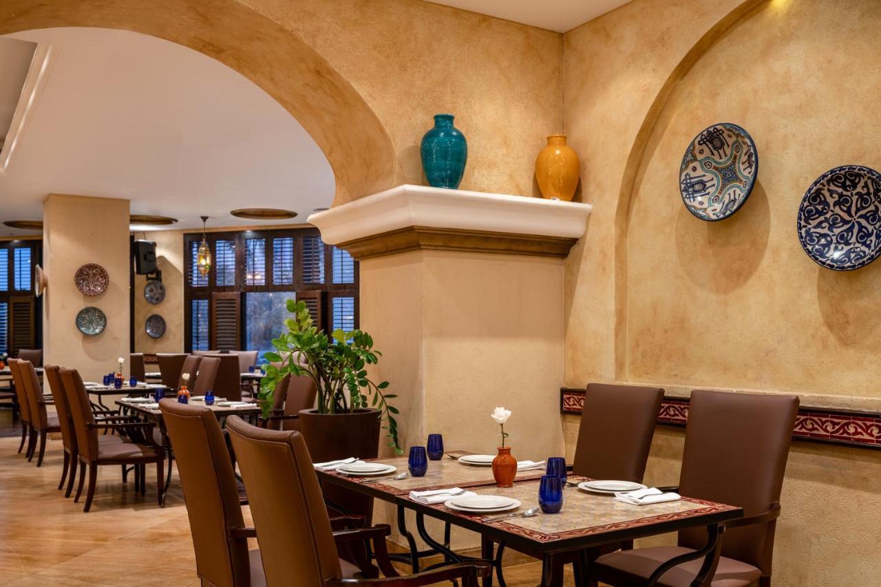 מנאמה Mercure Grand Hotel Seef - All Suites מראה חיצוני תמונה