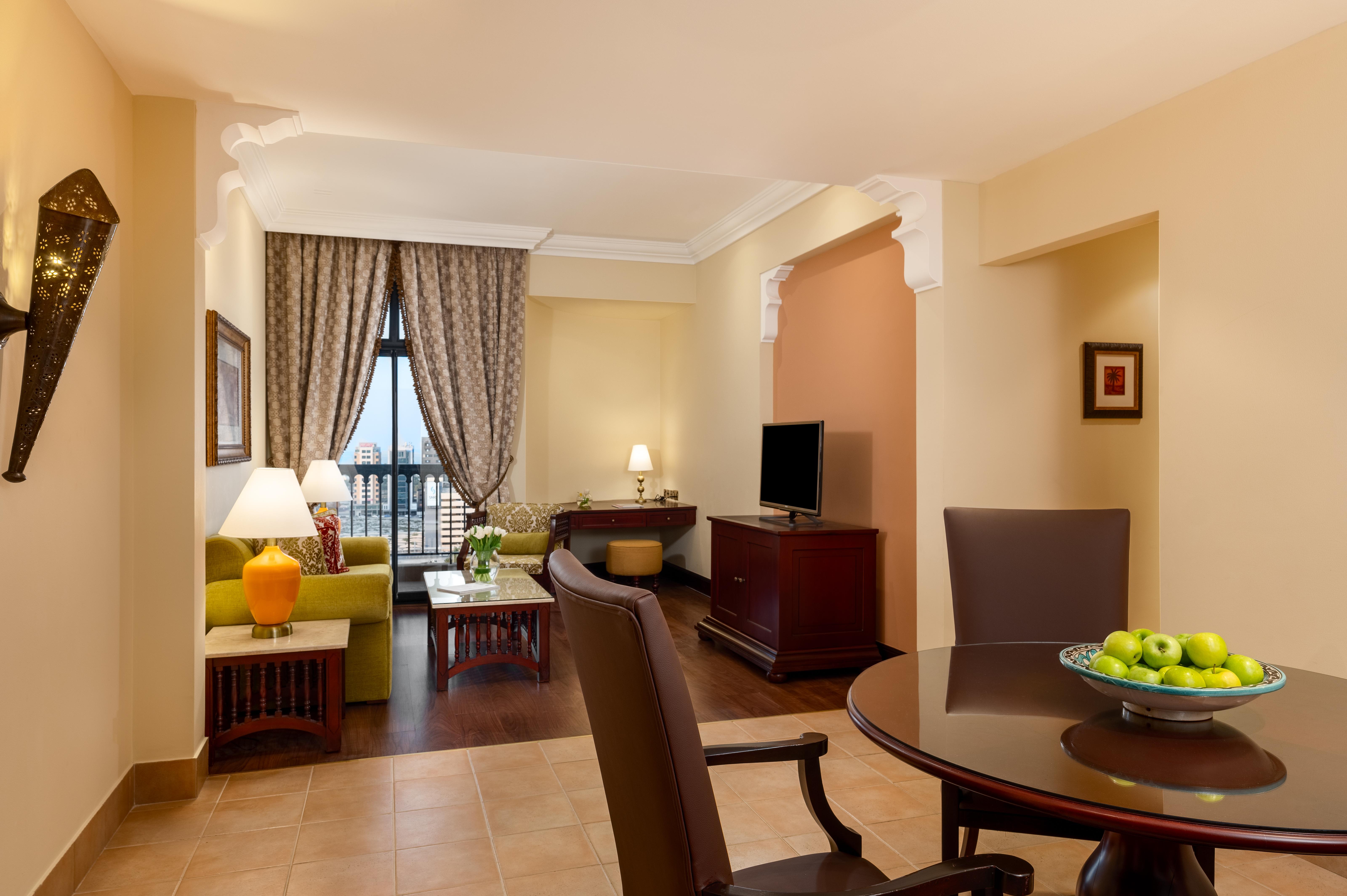 מנאמה Mercure Grand Hotel Seef - All Suites מראה חיצוני תמונה