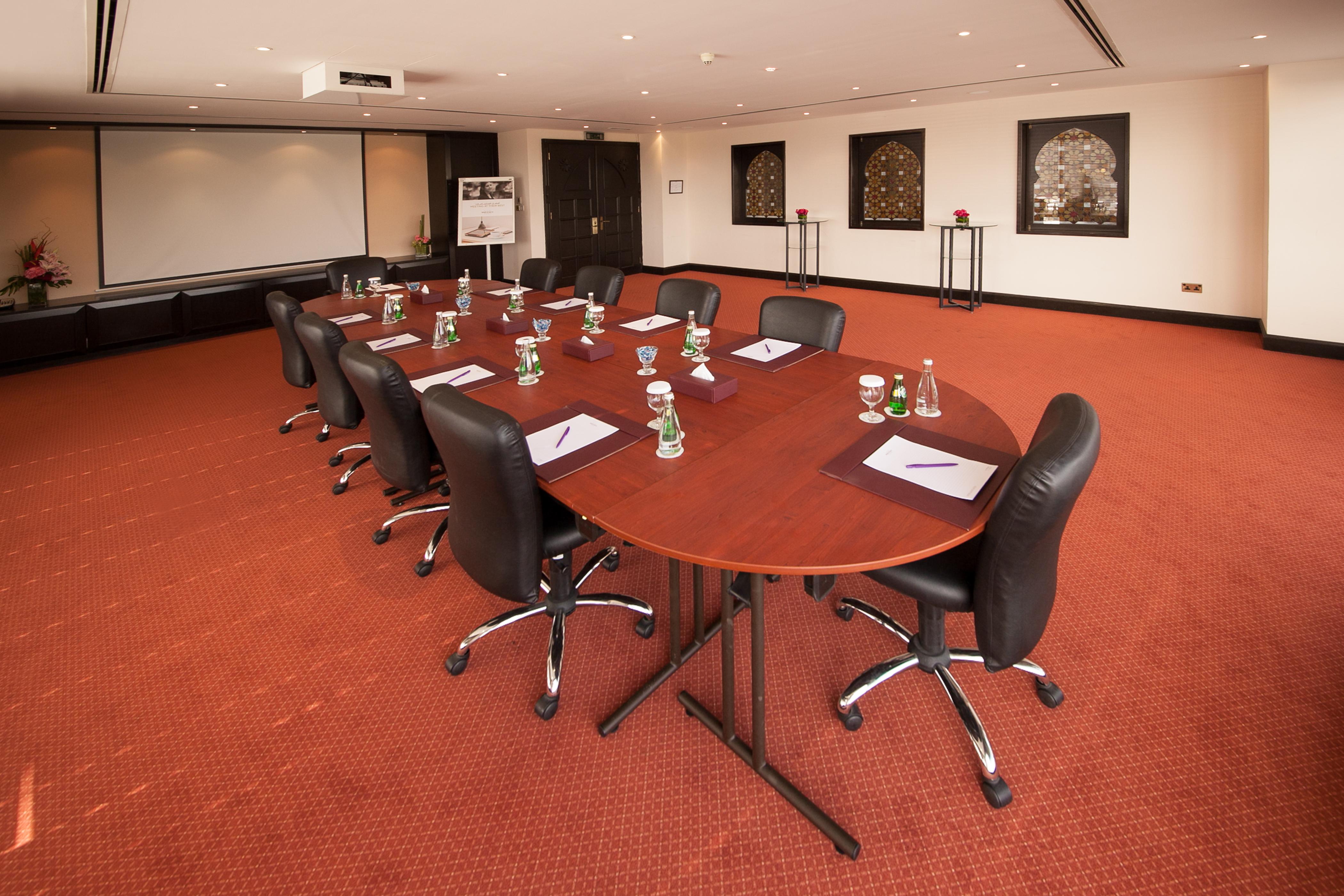 מנאמה Mercure Grand Hotel Seef - All Suites מראה חיצוני תמונה