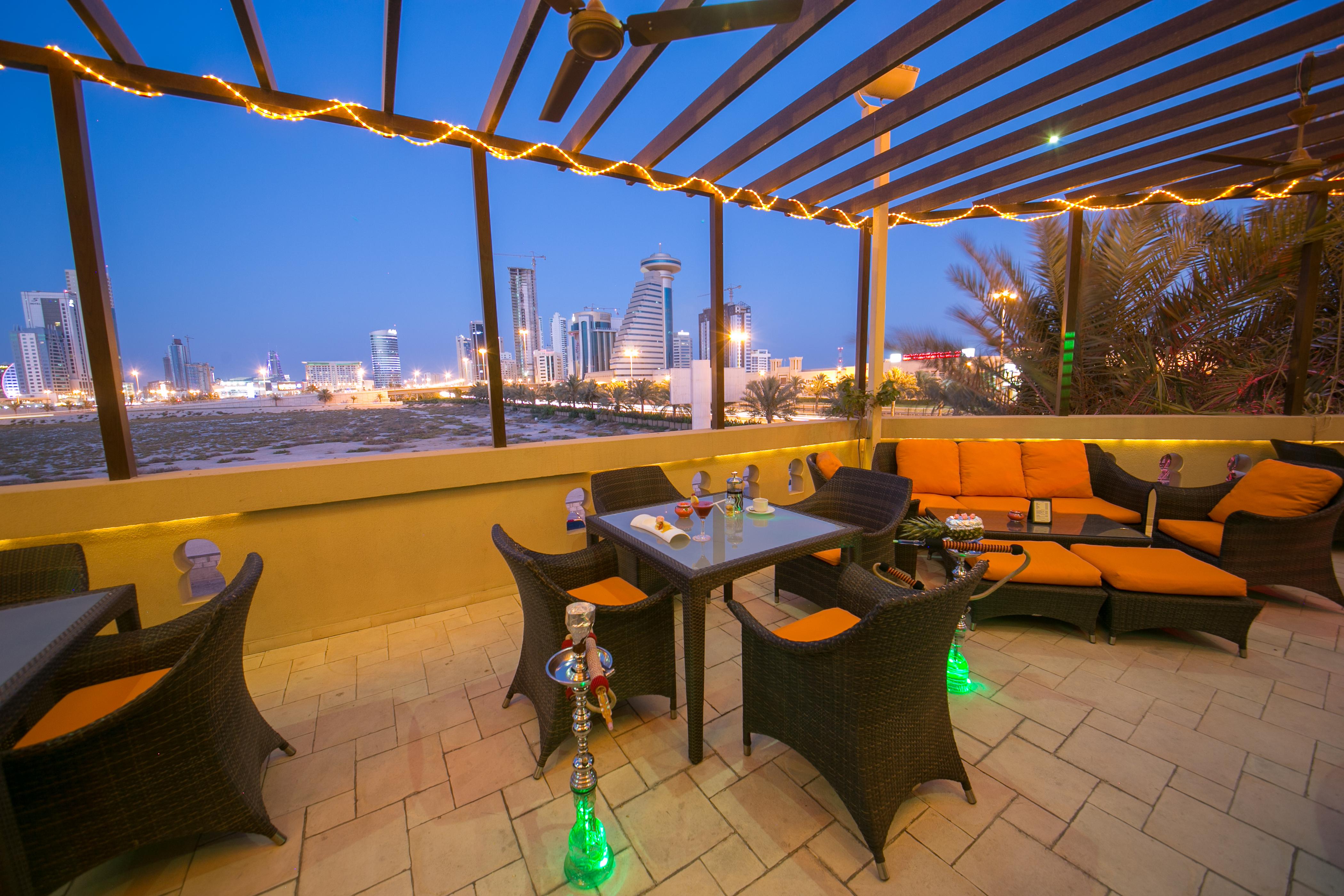 מנאמה Mercure Grand Hotel Seef - All Suites מראה חיצוני תמונה